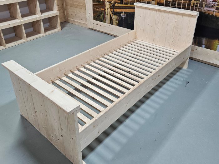 Steigerhouten Bed - 1 Persoons